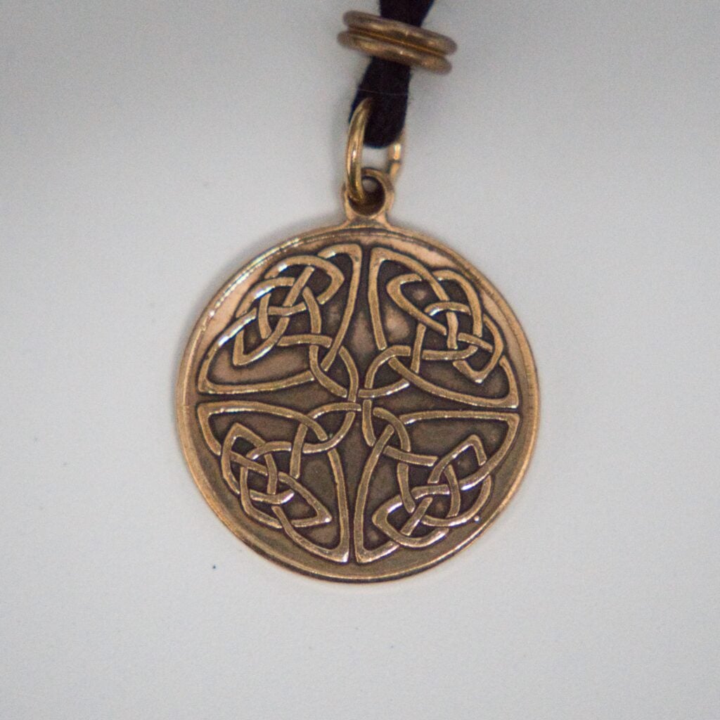 Celtic Knot III in Bronze